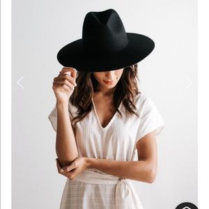 Gigi Pip Scottie Wide Brim Fedora - Black